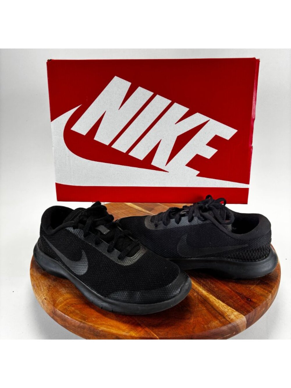 Nike Womens Size 7 Flex Experience RN 7 Shoes 908996-002 Black Running  Sneakers - Picture 11 of 11